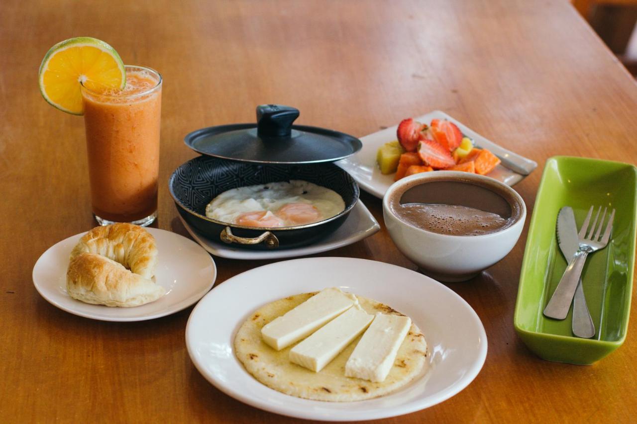 Mumu By Bernalo Hotels Guatape Luaran gambar